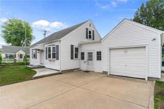 335 Carter Avenue, Pawtucket, RI 02861