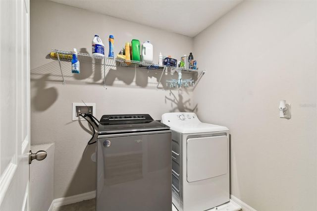 3172 LYTTON HALL DRIVE, Zephyrhills, FL 33540