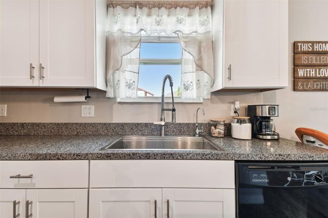 3172 LYTTON HALL DRIVE, Zephyrhills, FL 33540