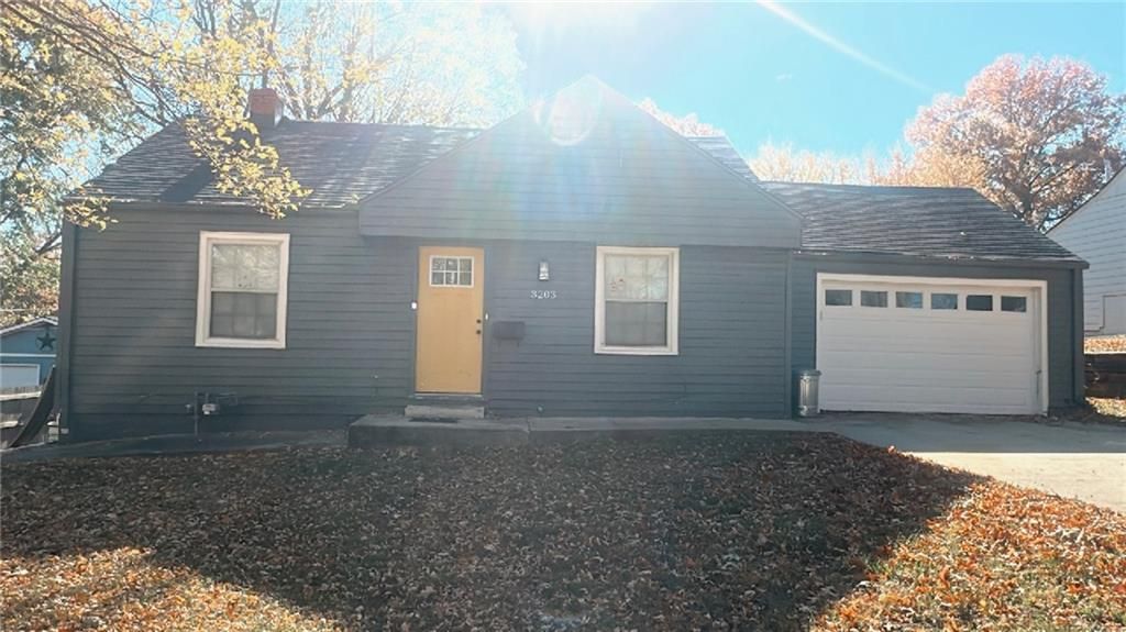 3203 NE 56th Street, Kansas City, MO 64119