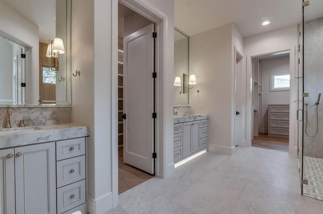 12100 Grand Cedar Lane, Oklahoma City, OK 73131