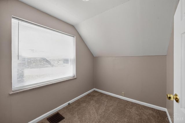 3917 Delhi Avenue, Cincinnati, OH 45204