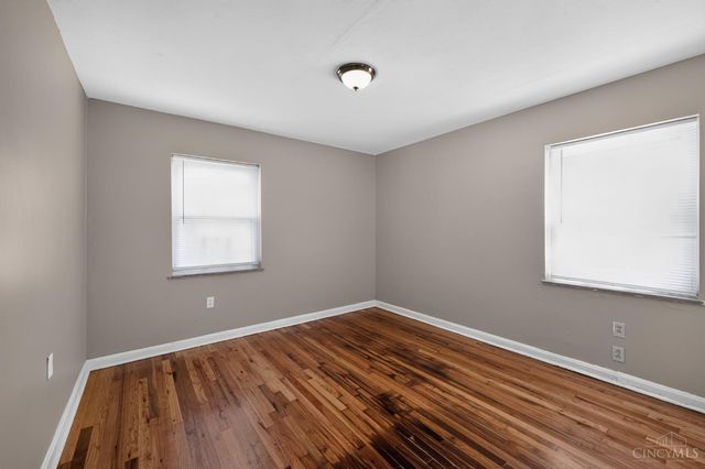 3917 Delhi Avenue, Cincinnati, OH 45204
