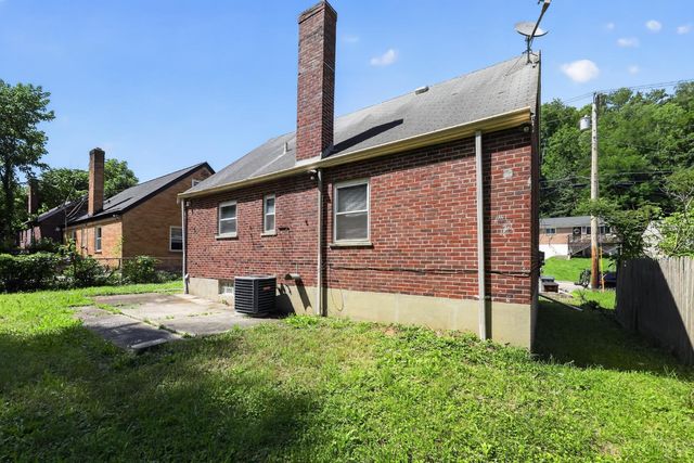 3917 Delhi Avenue, Cincinnati, OH 45204