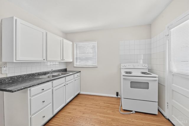 3917 Delhi Avenue, Cincinnati, OH 45204