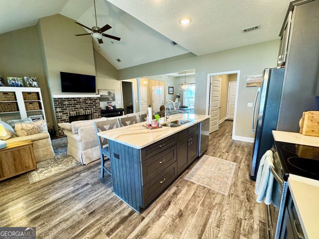 206 Spotted Fawn Road N, Statesboro, GA 30461