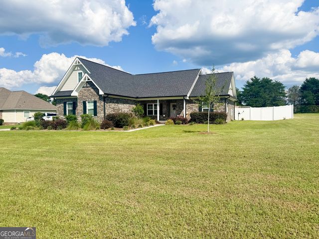 206 Spotted Fawn Road N, Statesboro, GA 30461