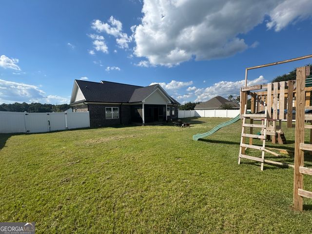 206 Spotted Fawn Road N, Statesboro, GA 30461