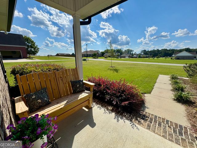 206 Spotted Fawn Road N, Statesboro, GA 30461