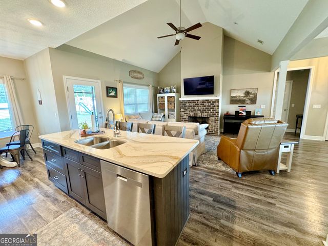 206 Spotted Fawn Road N, Statesboro, GA 30461
