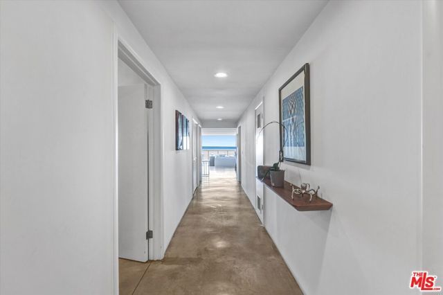 1 Spinnaker Street 2, Marina Del Rey, CA 90292