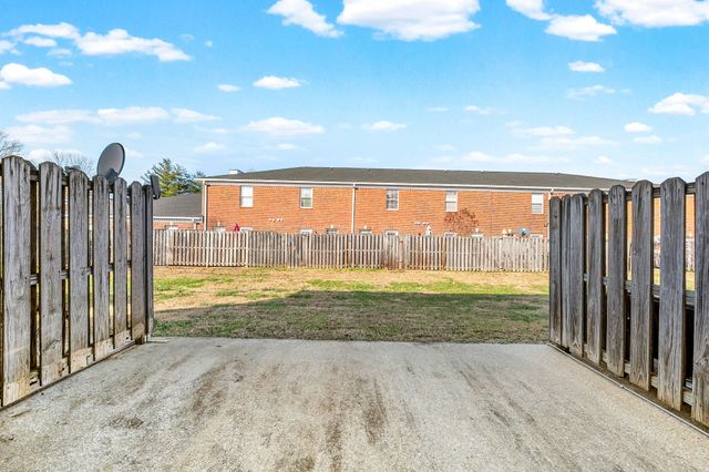 2121 Highway 12 S Unit 3, Ashland City, TN 37015