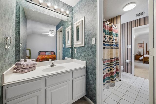 17507 Golden Glade Lane, Houston, TX 77095