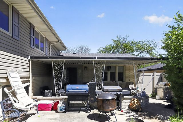 16818 Ellis Avenue, South Holland, IL 60473