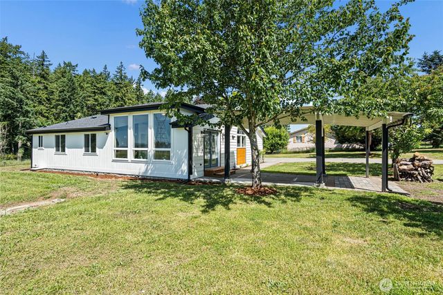 308 295th Street S, Roy, WA 98580