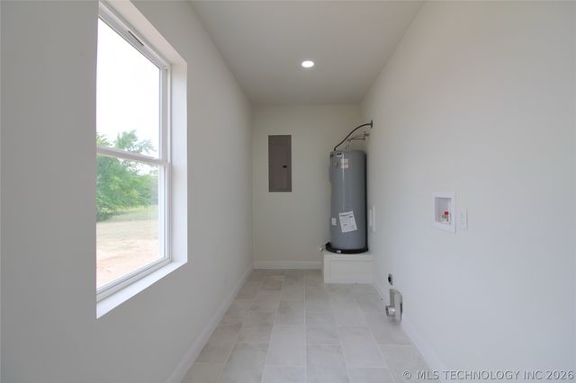 10095 N 160 Road, Okmulgee, OK 74447