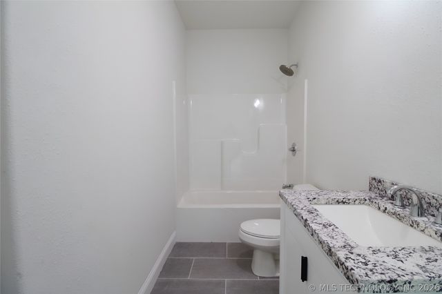 10095 N 160 Road, Okmulgee, OK 74447