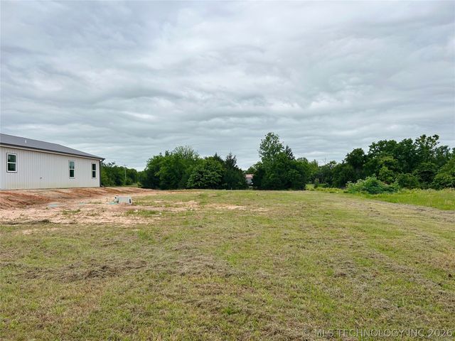 10095 N 160 Road, Okmulgee, OK 74447