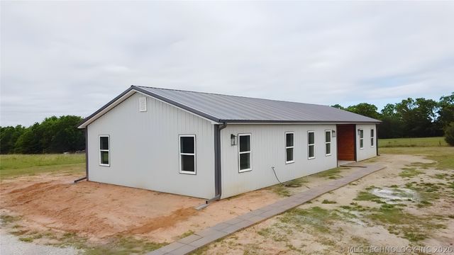 10095 N 160 Road, Okmulgee, OK 74447