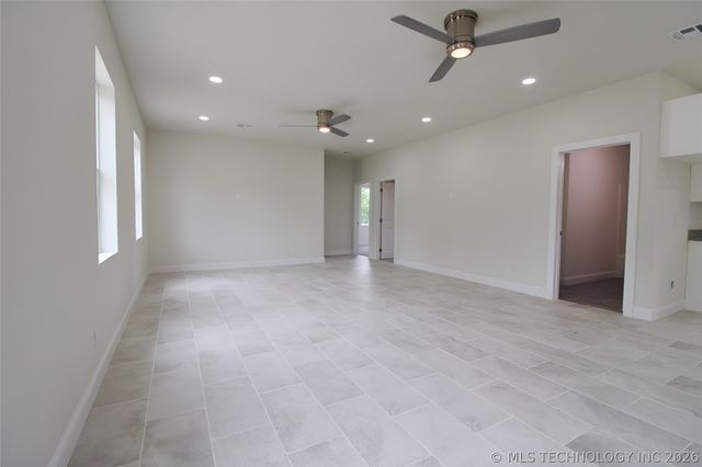 10095 N 160 Road, Okmulgee, OK 74447