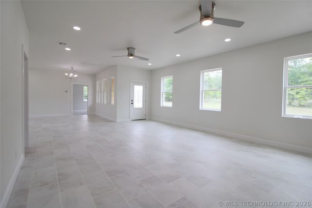 10095 N 160 Road, Okmulgee, OK 74447