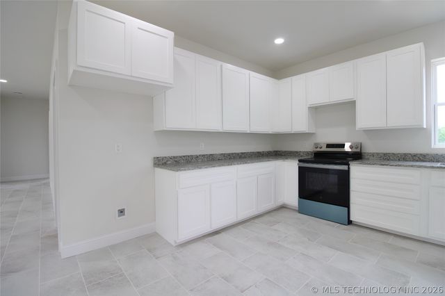 10095 N 160 Road, Okmulgee, OK 74447