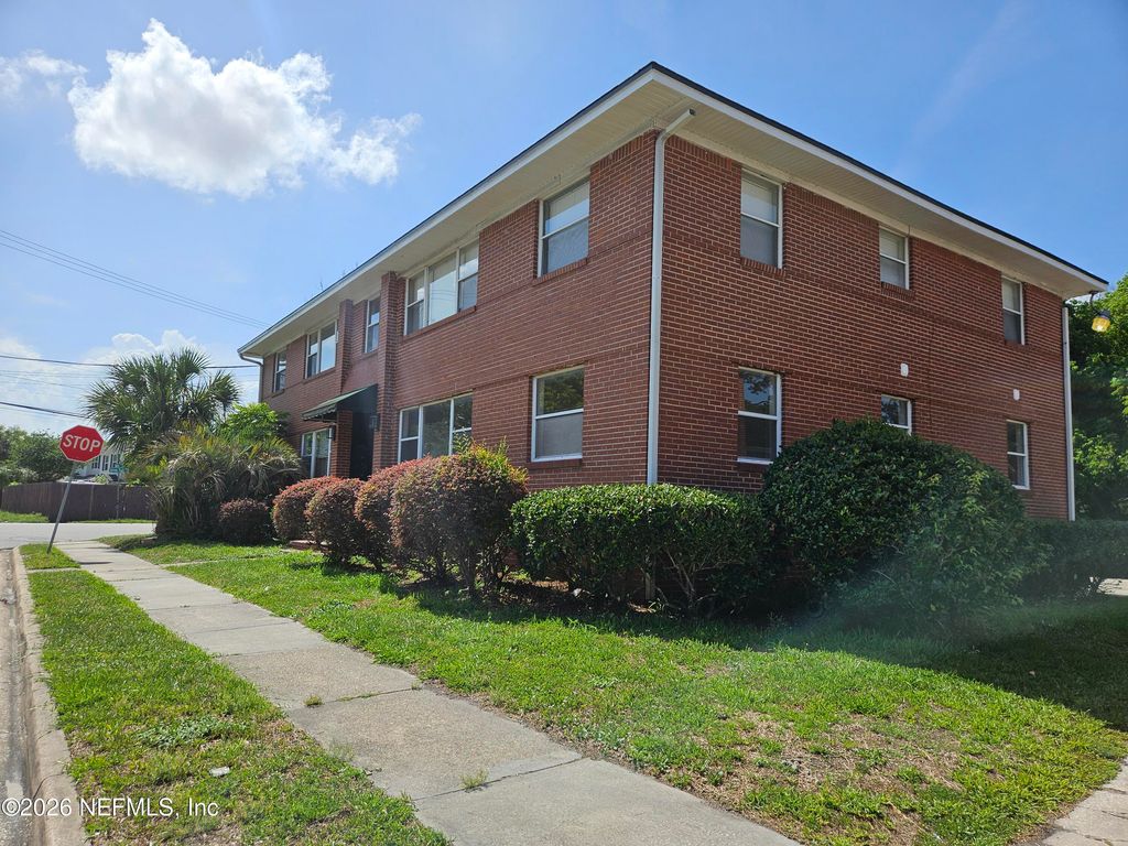 3005 WALTON Street 2, Jacksonville, FL 32207