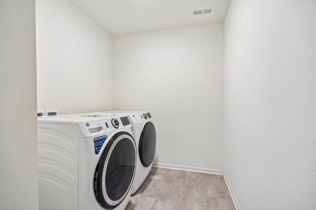 10407 Morse Place, Crown Point, IN 46307