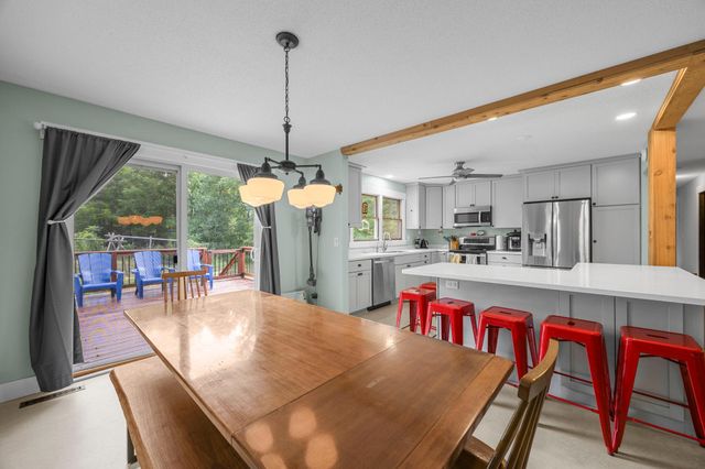 1373 Pine View Trail, Houlton, WI 54082