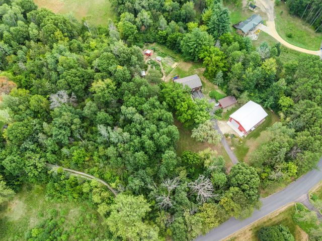 1373 Pine View Trail, Houlton, WI 54082