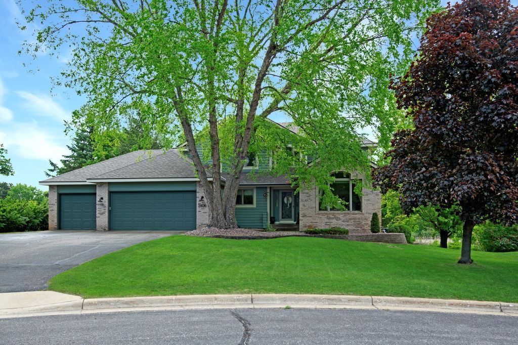 2806 Jasmine Court, Saint Cloud, MN 56301