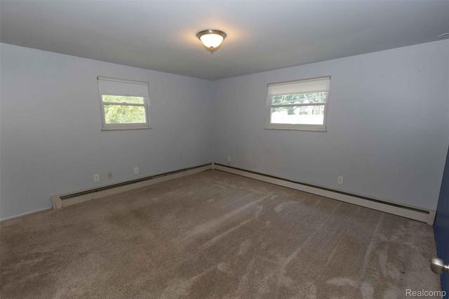 2720 Merelus Drive, Waterford Charter Township, MI 48329