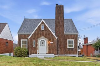 1011 Taylor St, N Versailles, PA 15137