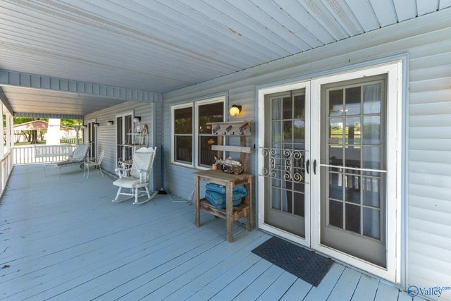 17900 Lakeside Estates Road, Athens, AL 35614