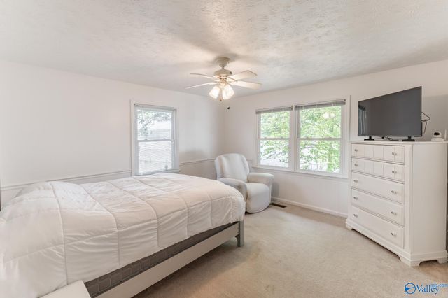 17900 Lakeside Estates Road, Athens, AL 35614