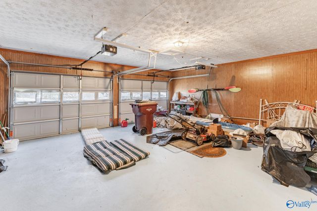 17900 Lakeside Estates Road, Athens, AL 35614