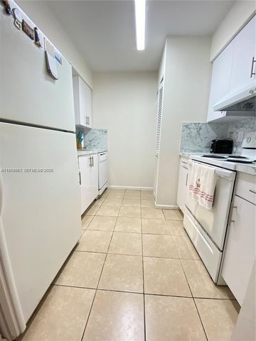 1350 SE 3rd Ave 212, Dania Beach, FL 33004