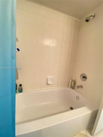 1350 SE 3rd Ave 212, Dania Beach, FL 33004