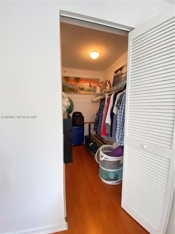 1350 SE 3rd Ave 212, Dania Beach, FL 33004