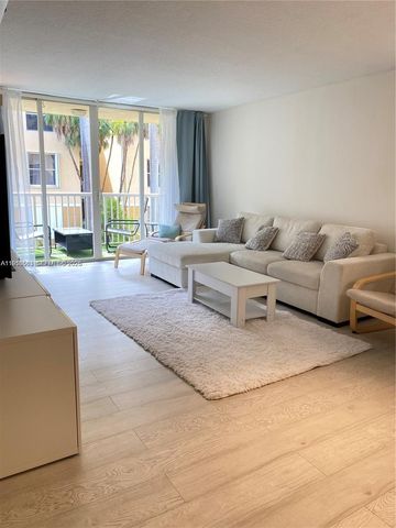 1350 SE 3rd Ave 212, Dania Beach, FL 33004