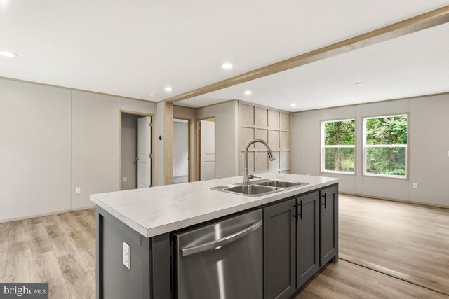 109 W MAIN STREET, Fayetteville, PA 17222