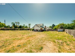512 DAVIDSON Ave, Woodland, WA 98674