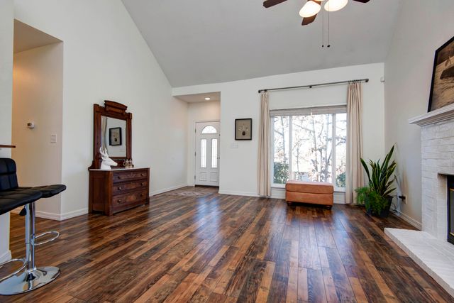 420 Amanda Road, Ridgedale, MO 65739