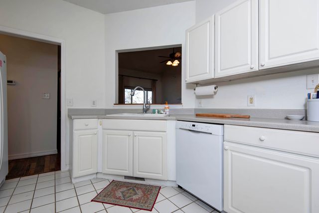 420 Amanda Road, Ridgedale, MO 65739