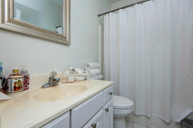 420 Amanda Road, Ridgedale, MO 65739