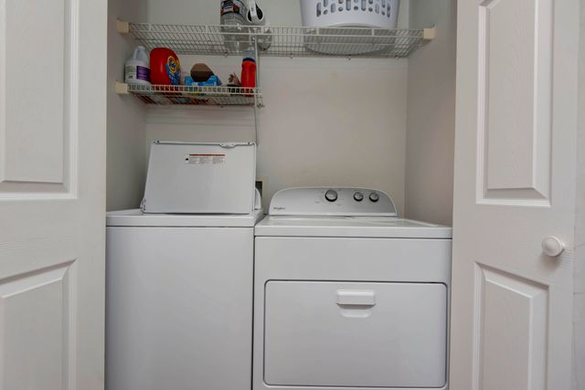 420 Amanda Road, Ridgedale, MO 65739