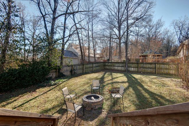 420 Amanda Road, Ridgedale, MO 65739