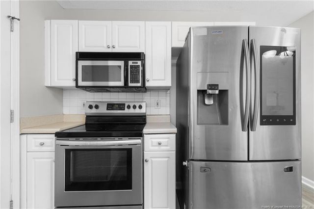4129 Batesburg Drive, Hope Mills, NC 28348