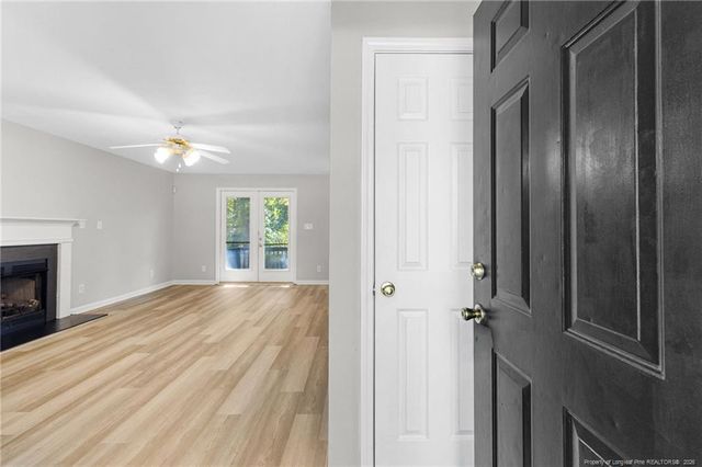4129 Batesburg Drive, Hope Mills, NC 28348
