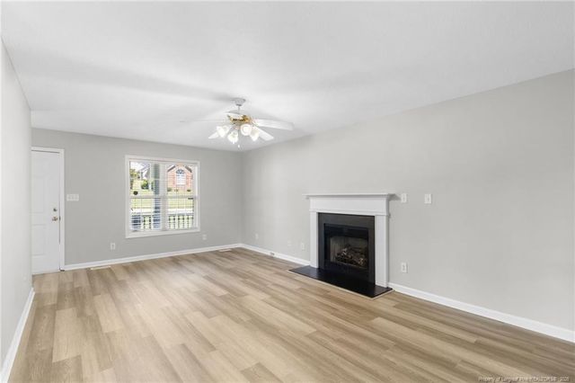 4129 Batesburg Drive, Hope Mills, NC 28348